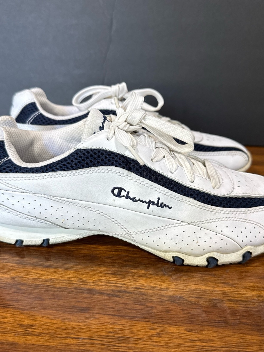 Champion White and Navy Women’s Athletic Sneakers - Classic Casual Shoe, sz 8